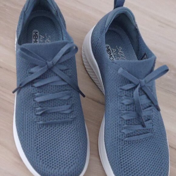 Slip on Skechers Air Cooled Memory Foam sneakers, Dusty blue, women's 8.5 - Picture 2 of 5